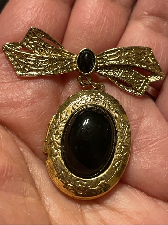 Jewelry - Gold Bow Locket Brooch with Black Cabochon